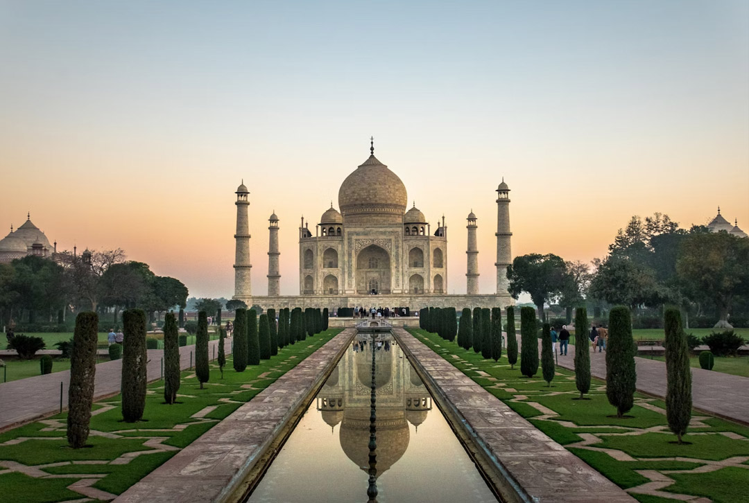 Same Day Agra Tour from Delhi – A Memorable Day Trip to the Taj Mahal