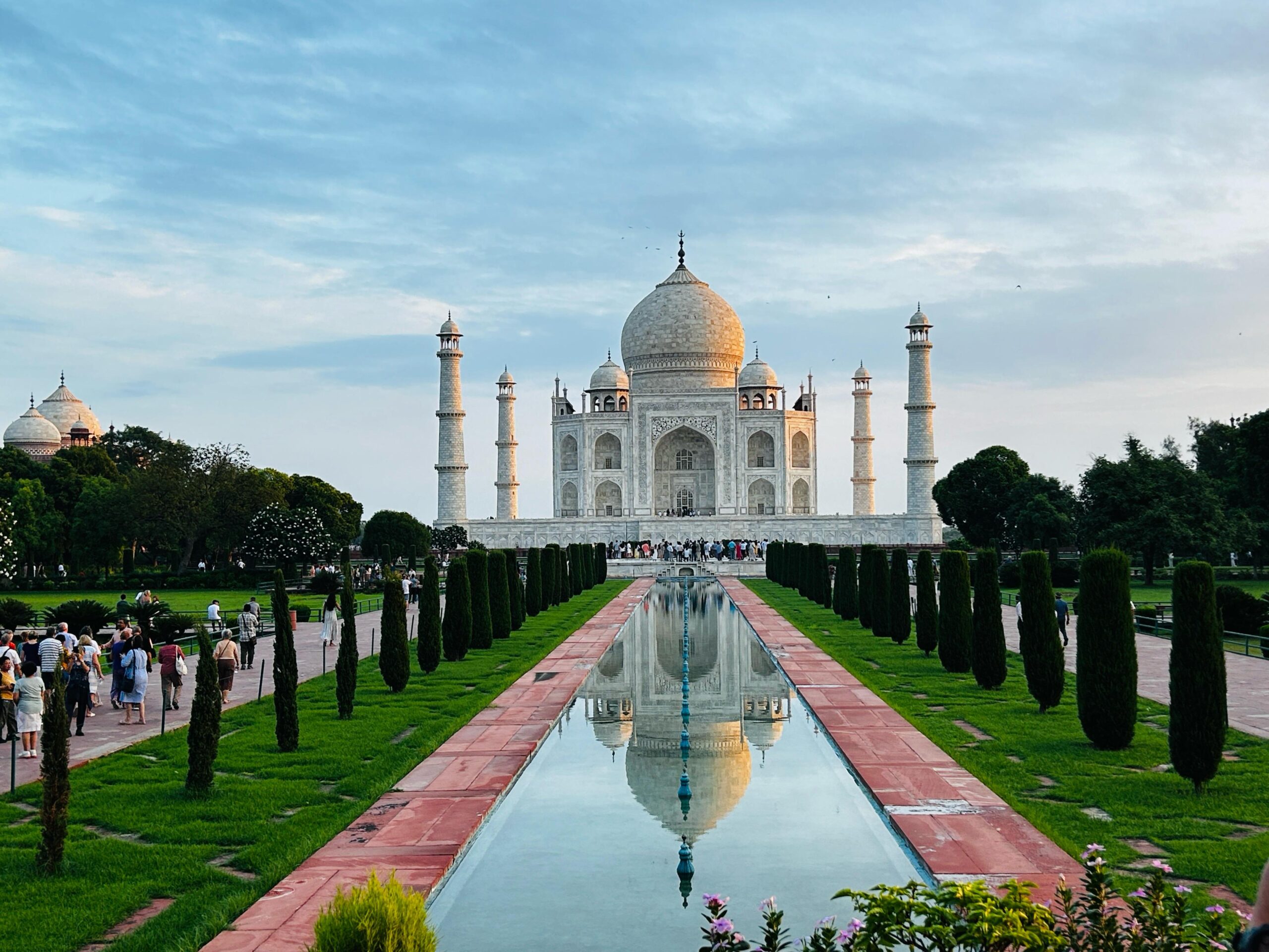 Same Day Sunrise Taj Mahal Tour from Delhi – Visit Agra Early Morning