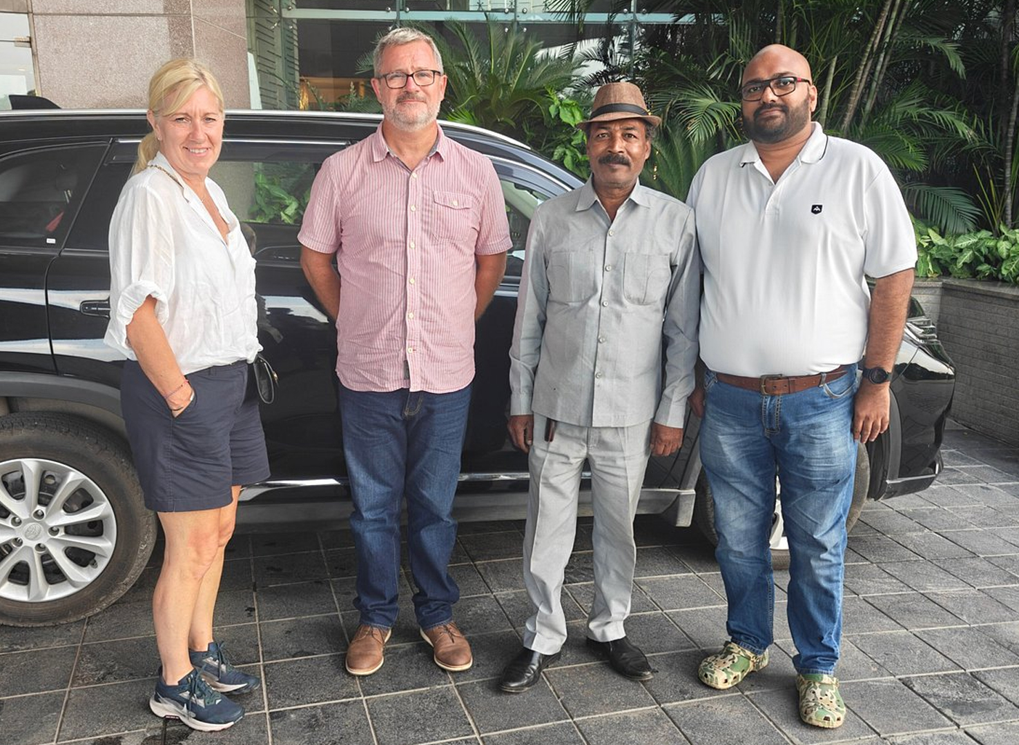 Delhi Car Rental with Driver: The Perfect Travel Solution