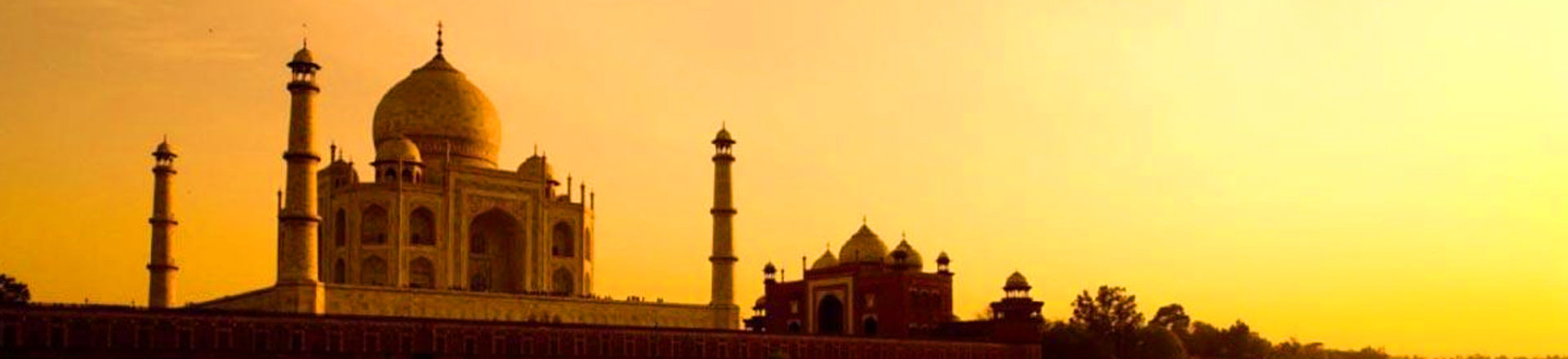 Taj Mahal Sunrise Day Tour by Car